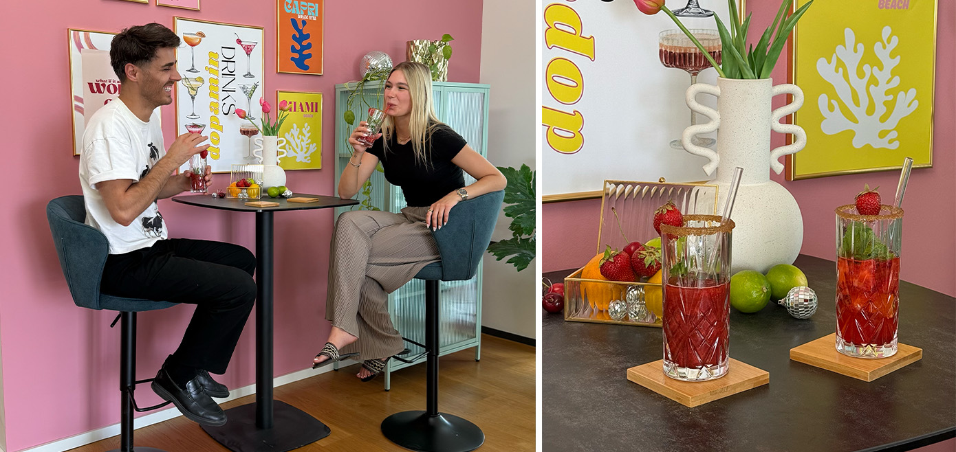 Barecke im bunten Ethno-Look mit Barhockern, kleinem Tisch und mintfarbener Kommode
