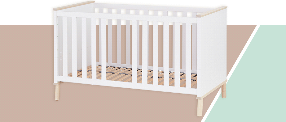 Kinderbett mit Lattenrahmen, bei dem sich die Höhe verstellt sowie zwei Gittersprossen, die verschwinden und dann wieder da sind