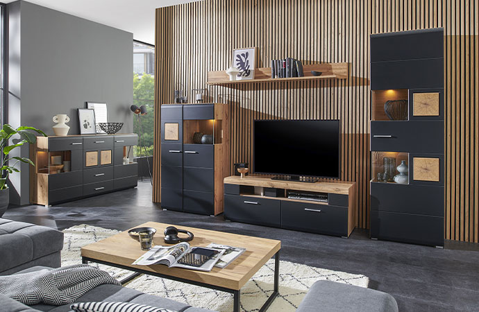 Moderne Wohnzimmermöbel in Dunkelgrau mit Hirnholz-Akzenten