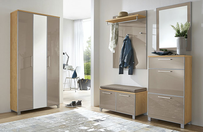 Moderne Flurmöbel in Beige Hochglanz