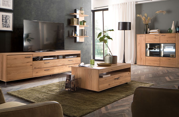 Geradlinge Serie für das Wohnzimmer in Asteiche