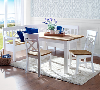 Serie Florian - Esszimmeransicht mit Landhausmöbeln in Weiß und dunklen Holz-Akzenten