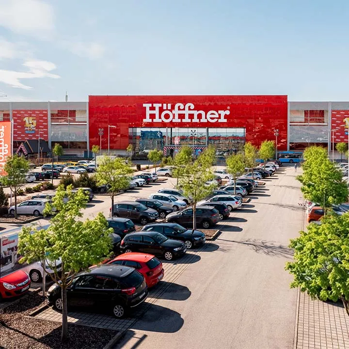 Möbel Höffner in München-Freiham