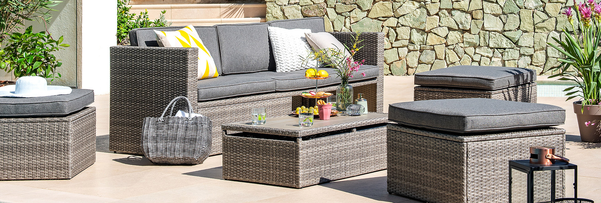 Zebra Loungehocker bei Höffner