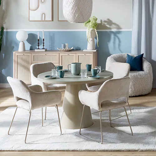 Wohnidee Eisblaue Akzente im Wohnzimmer