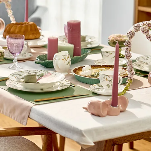 Wohnidee Tischdeko im englischen Stil