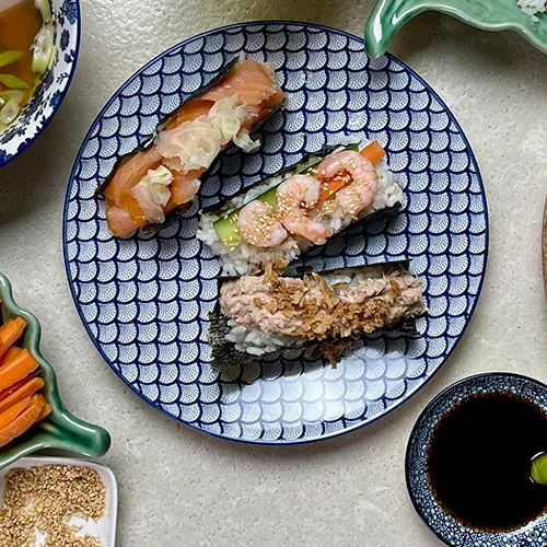 Temaki Sushi oder auch Handrolls