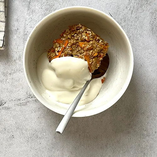 Ofen-Porridge mit Karotten