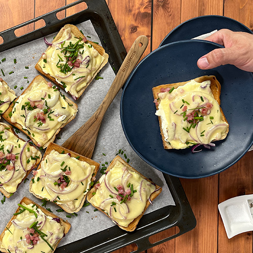 Toast Hawaii trifft Flammkuchen