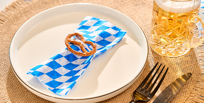 Brezel als Serviettendeko