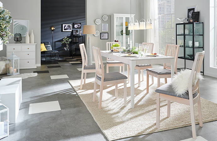 Esszimmer im weißen Landhaus-Chic