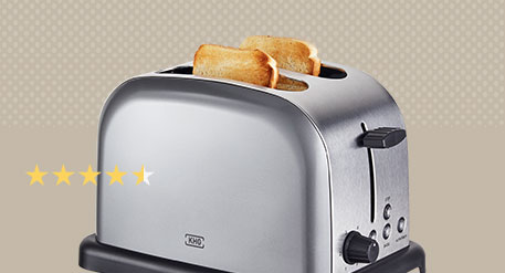 Silberner Toaster, 4 gelbe Sterne und ein Stern halb gelb/halb weiß
