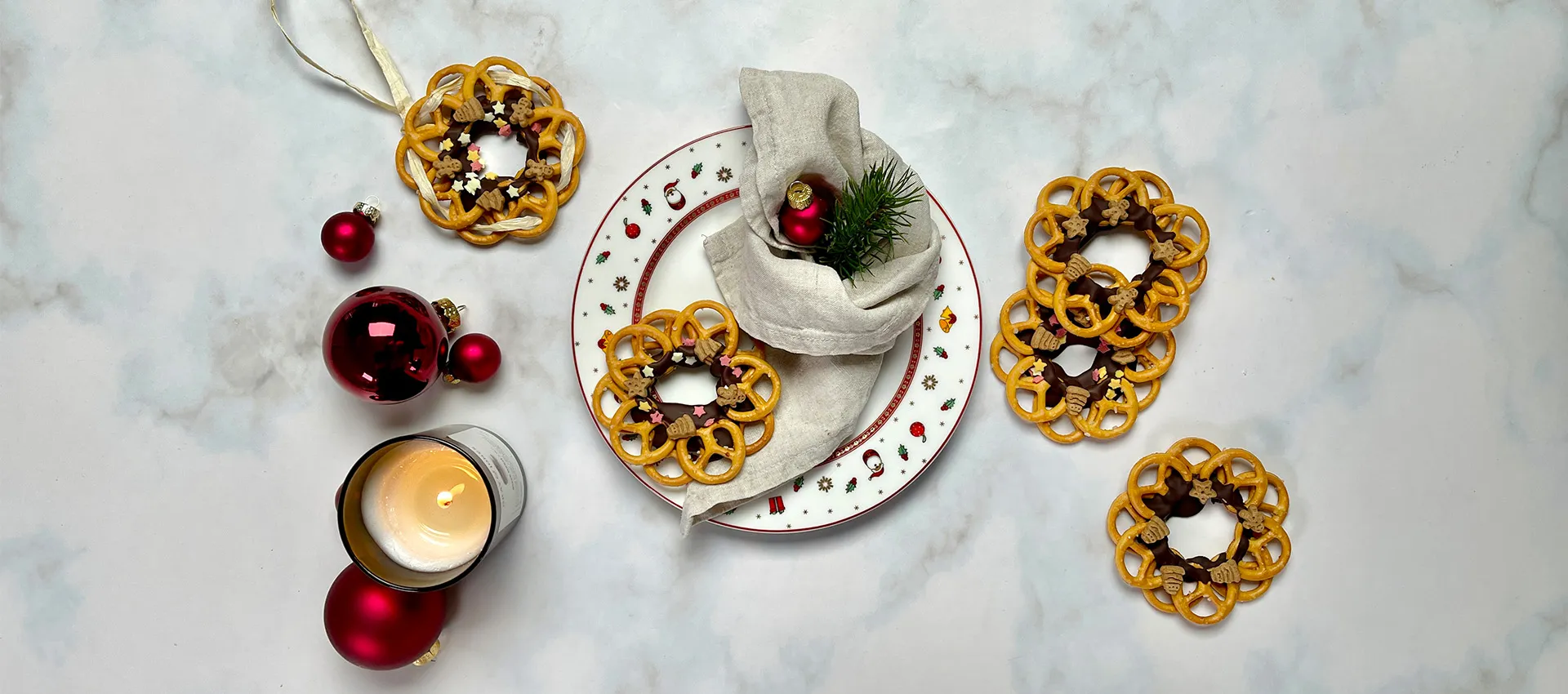 Brezelkränze mit Schokolade und Streuseln