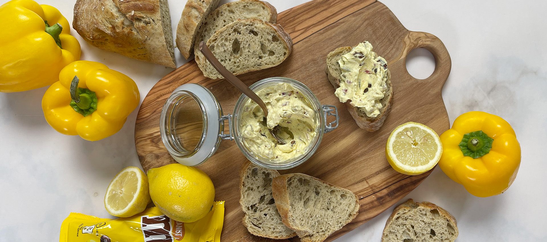 Curry-Dattel-Dip