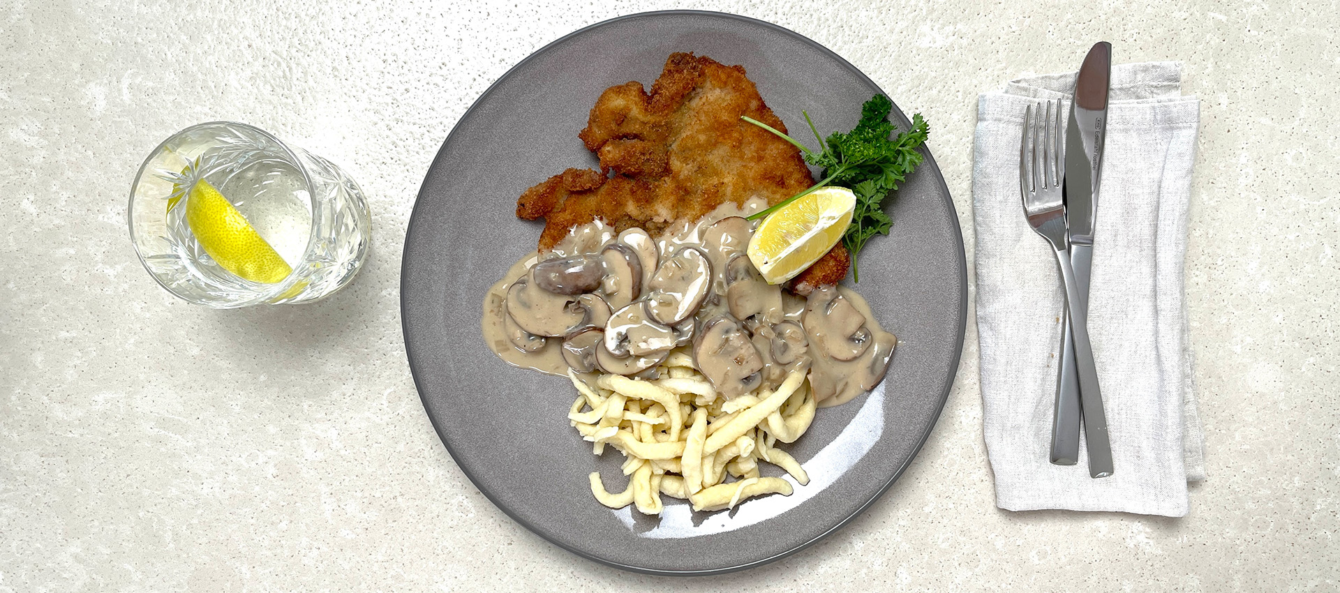 Jägerschnitzel mit Pilzrahmsauce