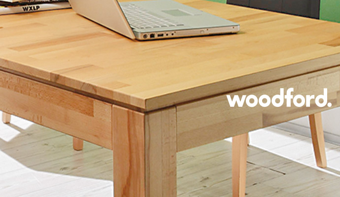 woodford, Nahaufnahme Esstisch der Serie