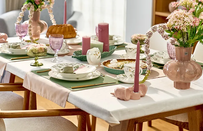 Zur Wohnidee Tischdeko im englischen Stil