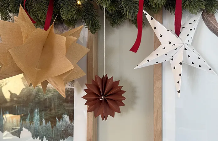 Zum DIY Selbstgebastelte Weihnachtssterne