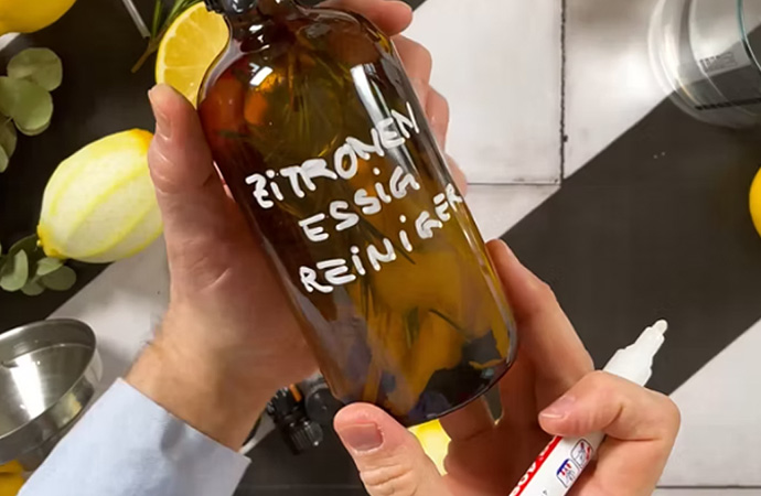 Zu den Reinigungsmitteln zum Selber herstellen