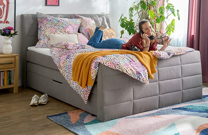 Zur Wohnidee Ein Bett, zwei Styles