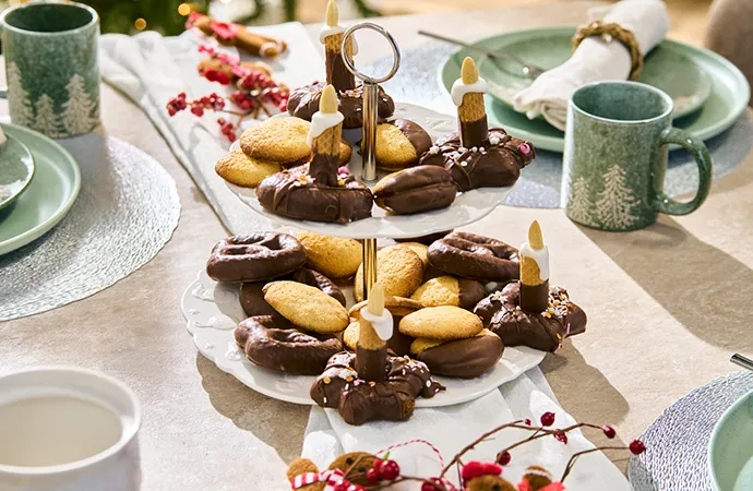 2 Martinigläser mit Schokoladenmousse