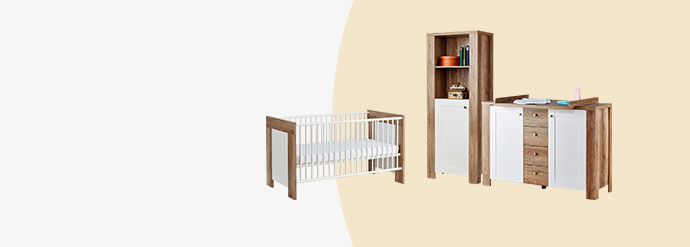 Babyzimmermöbel in Weiß und dunkler Holz-Optik