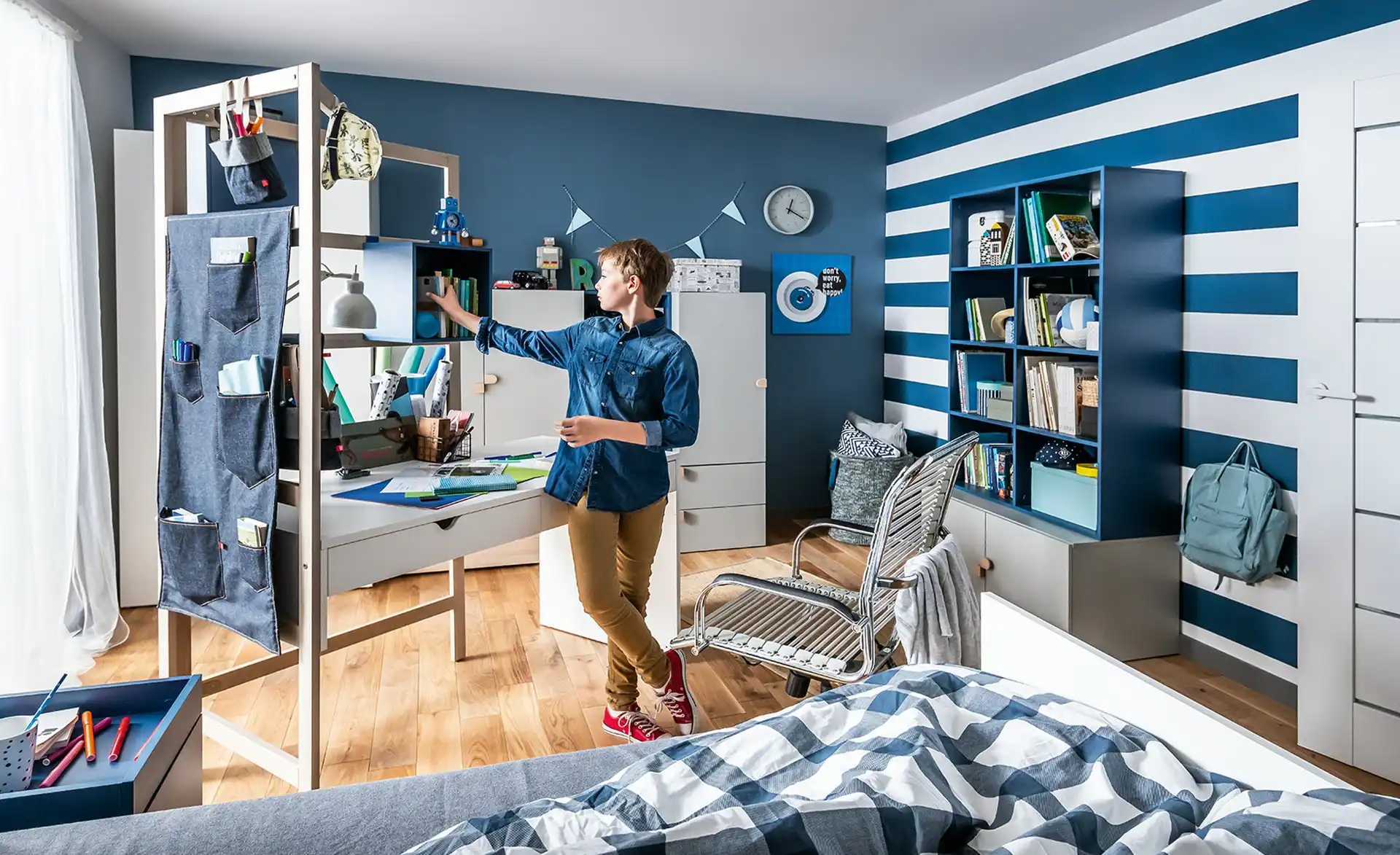 Bücherregal STIGE Blau - Einrichtungsbeispiel
