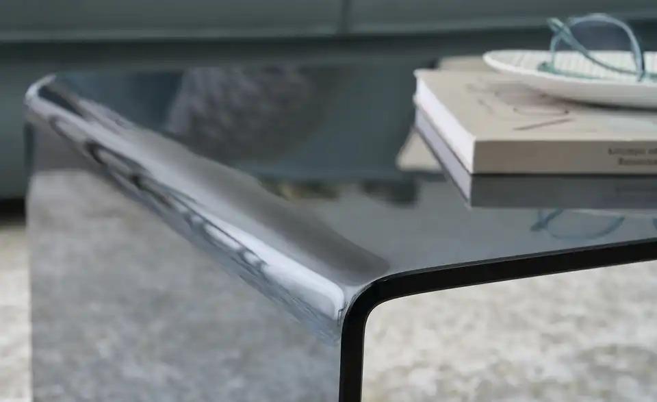 Couchtisch Tessera aus Glas, Detailansicht