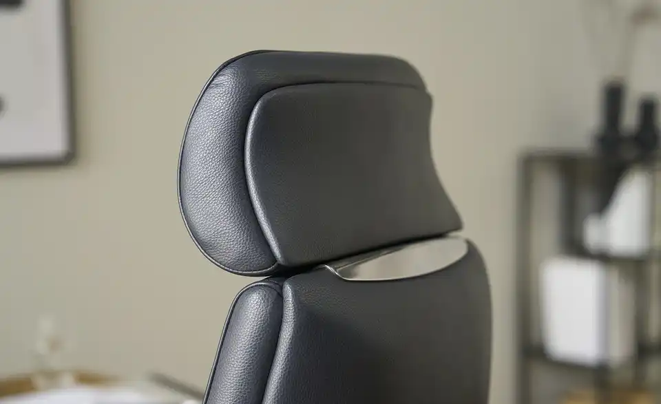 Chefsessel Schmalau, Detailansicht