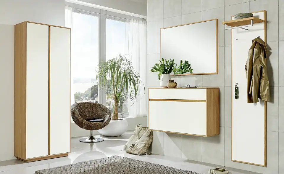 Dielenschrank Tiba, in Wohnsituation