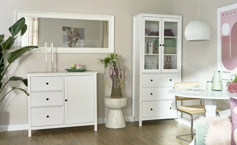 Spiegel Adro, in Wohnsituation