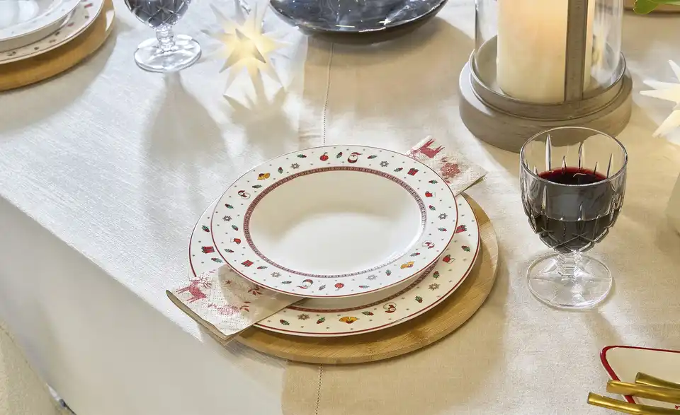 Peill+Putzler Weihnachts-Tafelservice Santa, in Wohnsituation