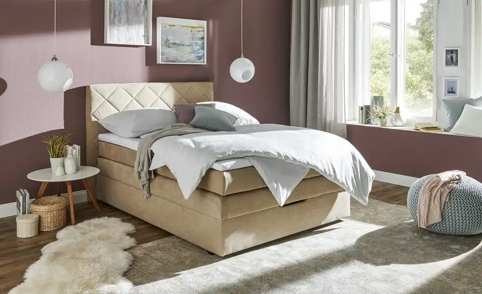 Boxspringbett Princess mit Bettkasten und Topper, Beige, in Wohnsituation