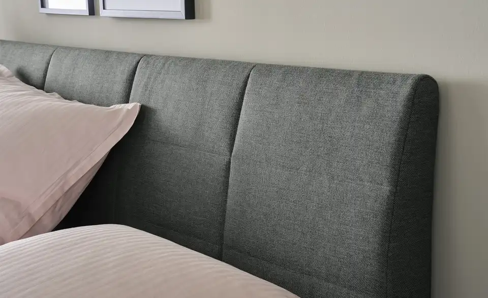 Boxspringbett Baron mit Bettkasten und Topper, Detailansicht