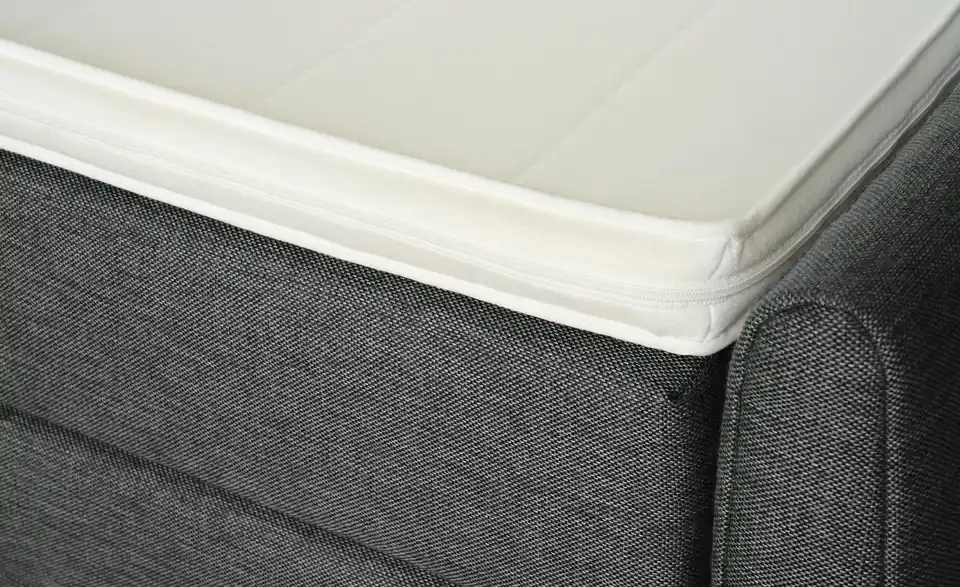 Boxspringbett Baron mit Bettkasten und Topper, Detailansicht