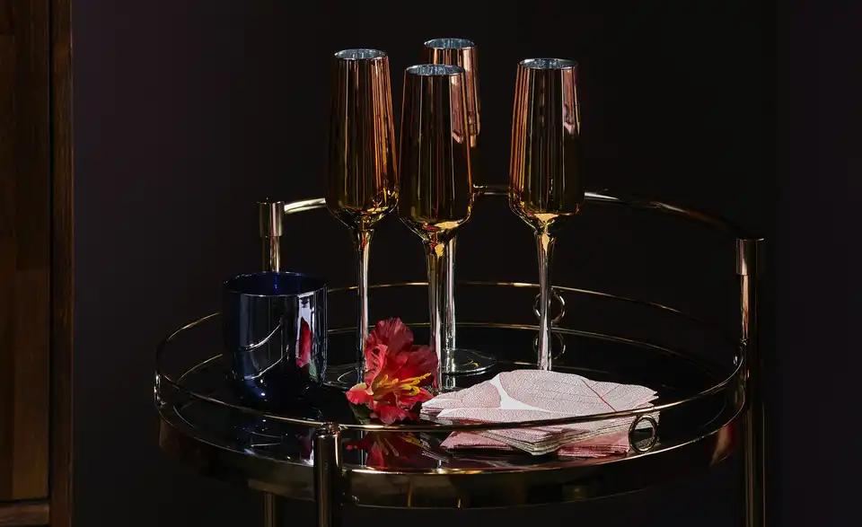 Servierwagen Oro goldfarben, in Wohnsituation