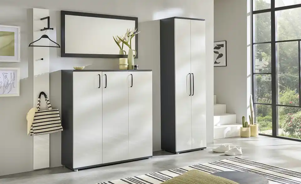 Garderobenschrank Paris, in Wohnsituation