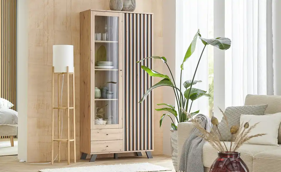 Vitrine Harmony, in Wohnsituation