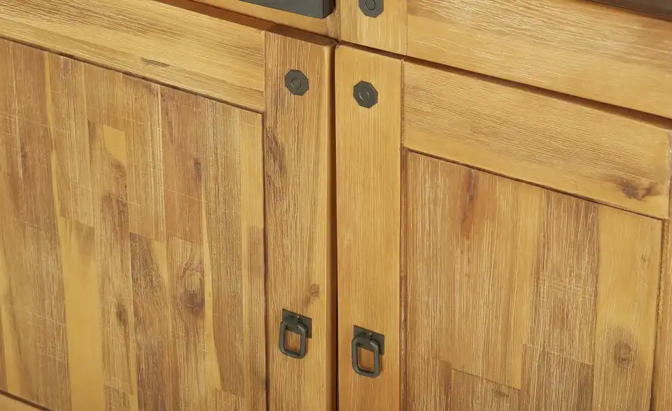 Vitrine Detroit Soft-Close-System, Detailansicht