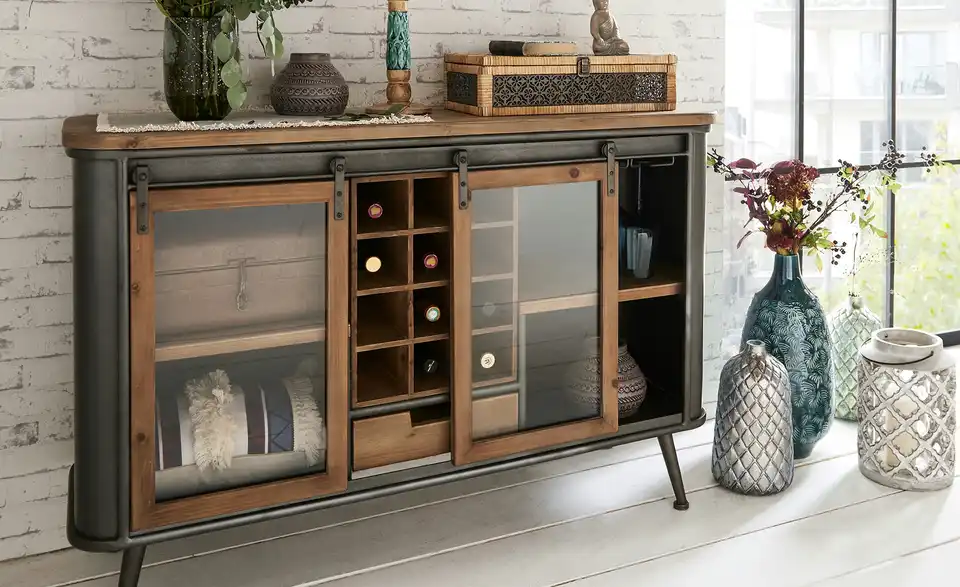 Sideboard Imola, in Wohnsituation