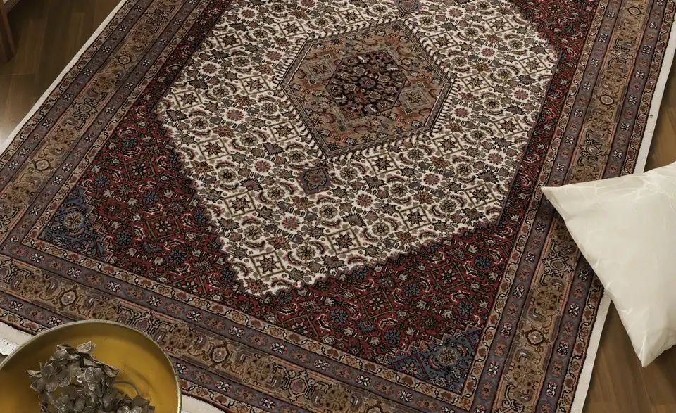 Himla Bidjar