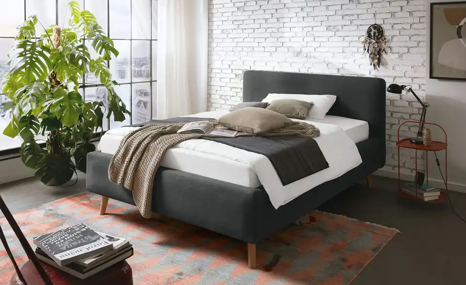 Polsterbett Mattis mit Bettkasten, in Wohnsituation