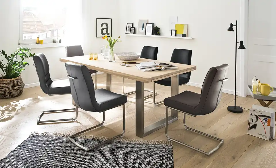 Woodford Kufentisch Aaron ausziehbar, in Wohnsituation