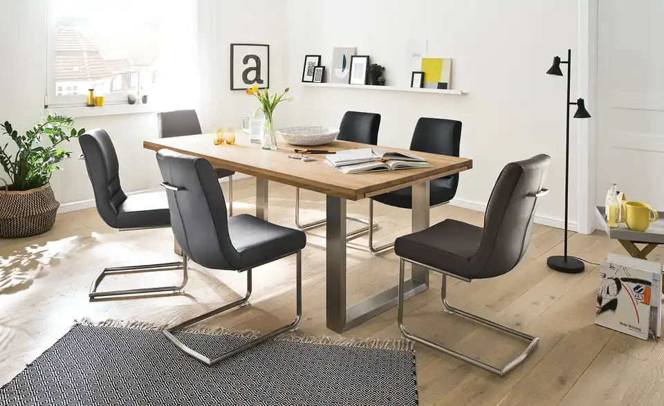 Woodford Kufentisch Aaron ausziehbar, in Wohnsituation