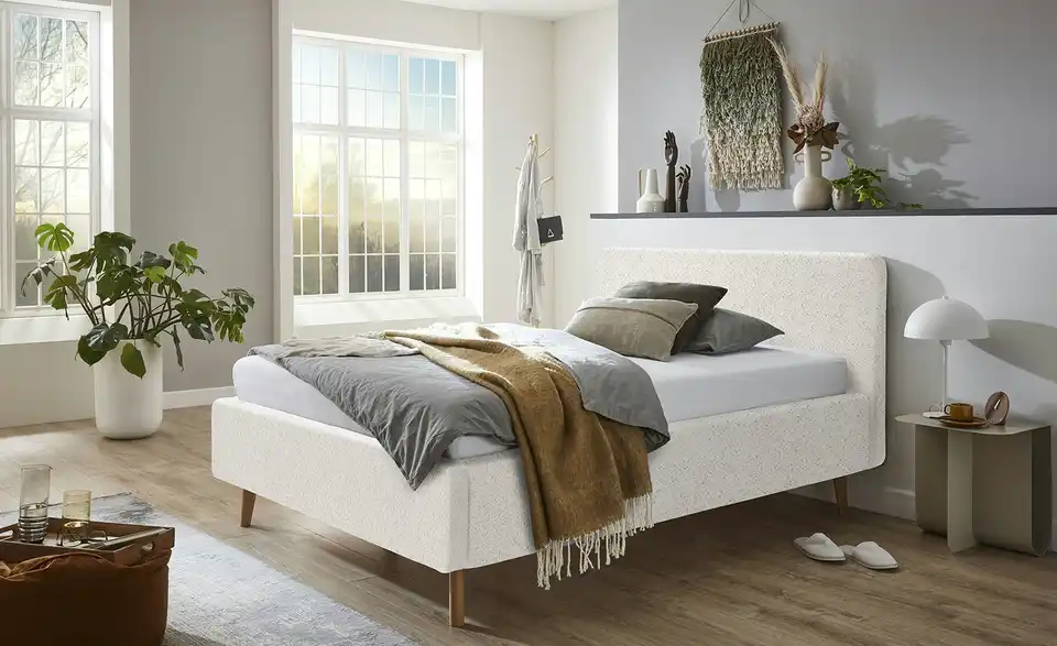 Polsterbett Mattis mit Bettkasten, in Wohnsituation