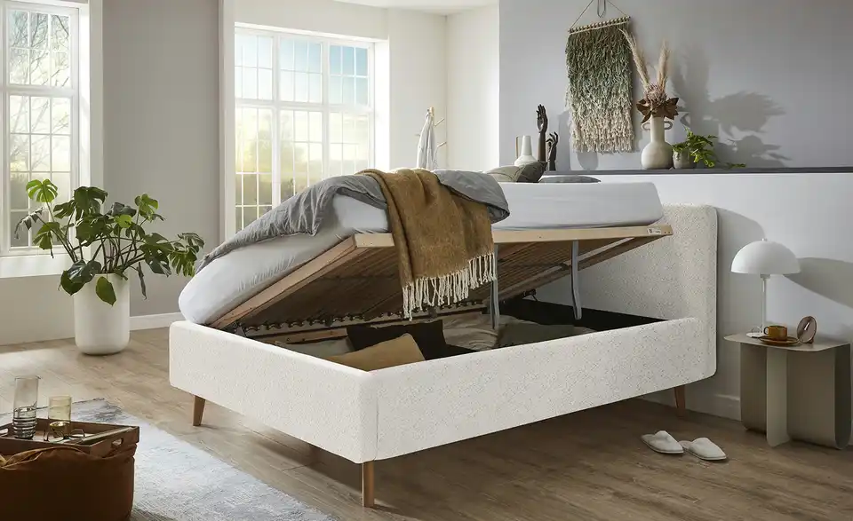 Polsterbett Mattis mit Bettkasten, in Wohnsituation