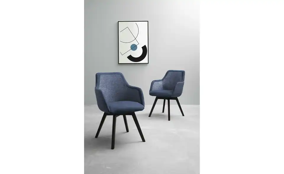 Dine + Mine Armlehnstuhl Corby mit Massivholzgestell, in Wohnsituation