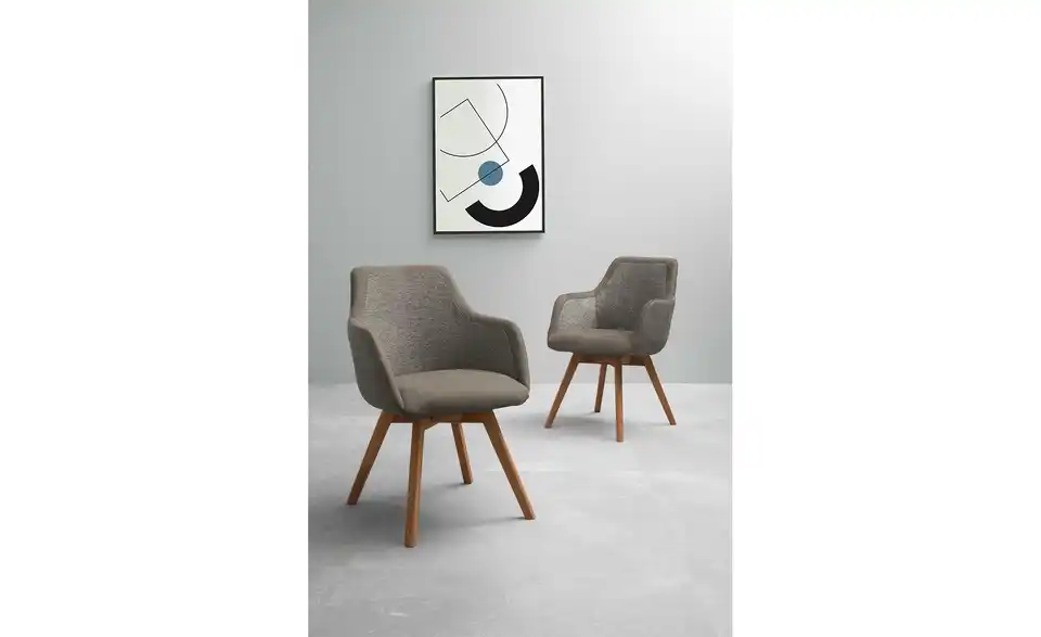 Dine + Mine Armlehnstuhl Corby mit Massivholzgestell, in Wohnsituation