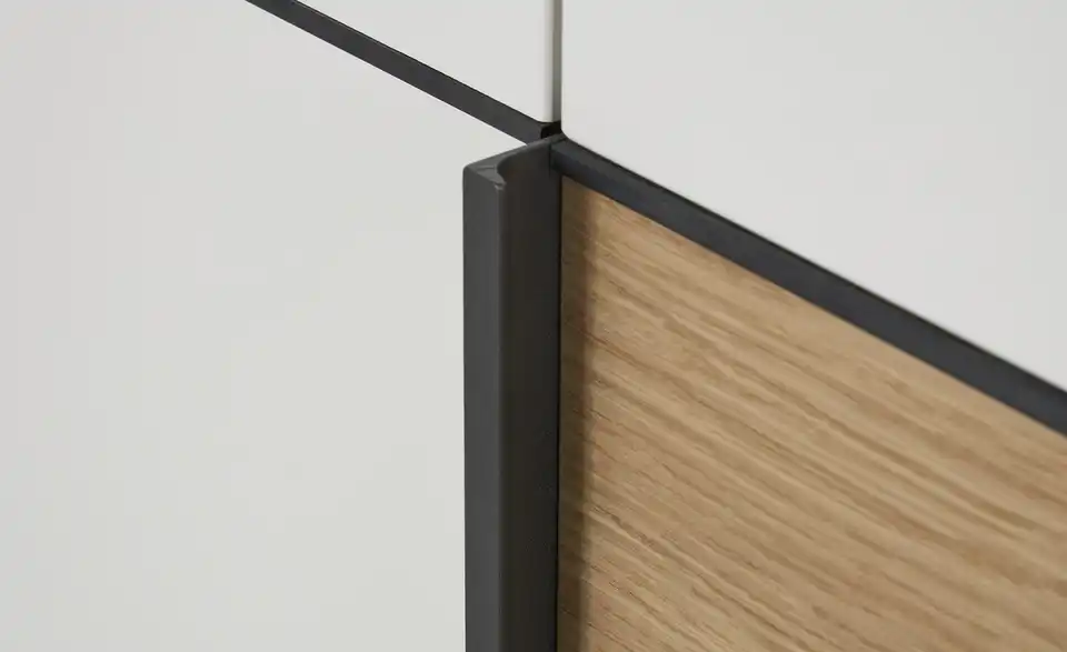 Musterring Drehtürenschrank 6-türig Madiva, Detailansicht