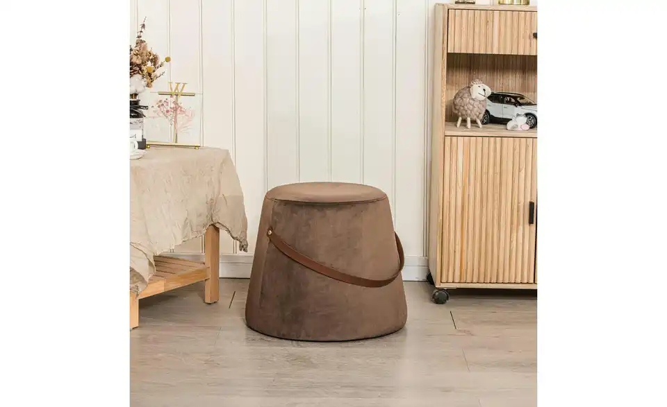 Pouf, in Wohnsituation